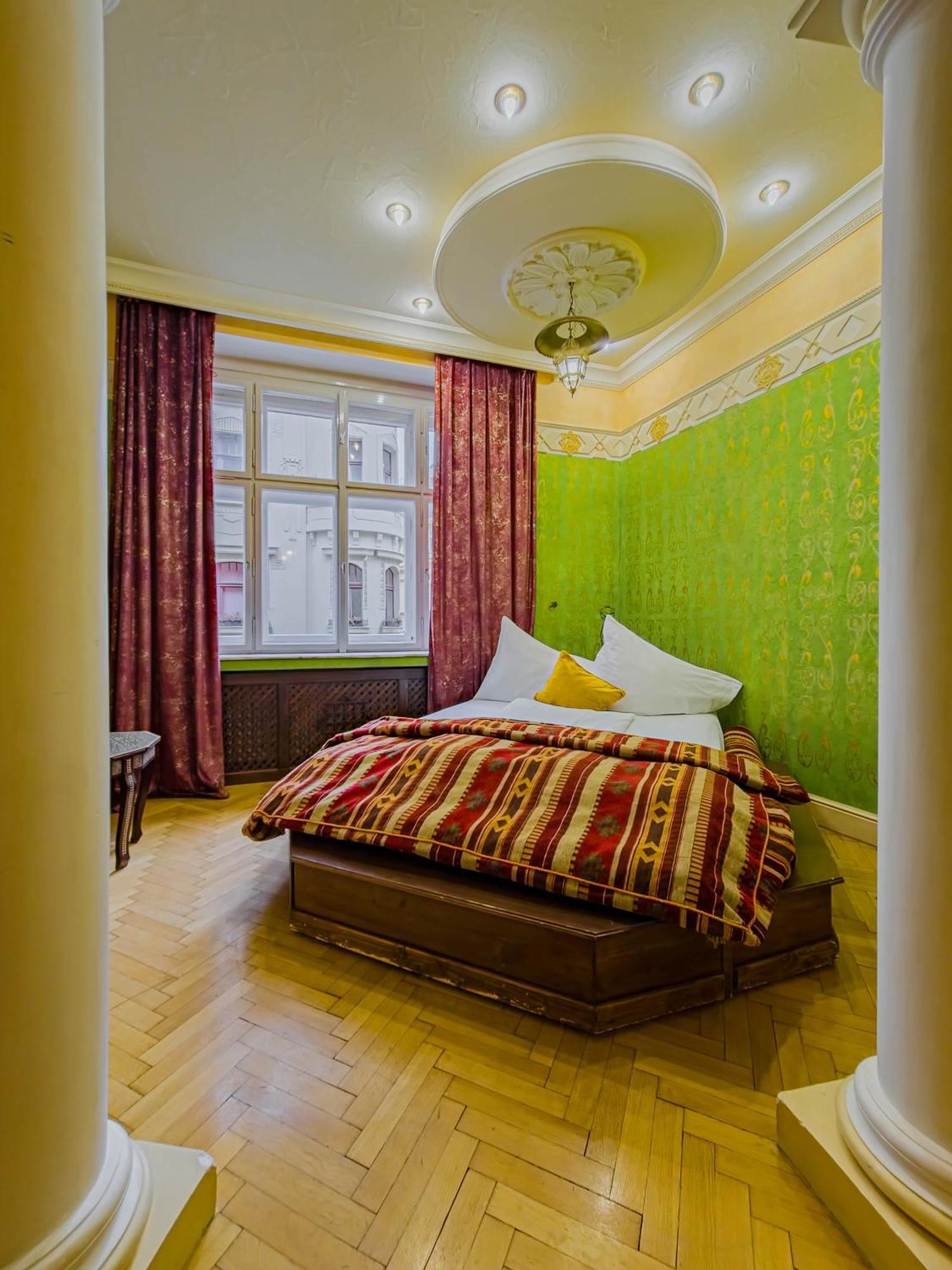 Apartament 1000 And 1 Night In Center