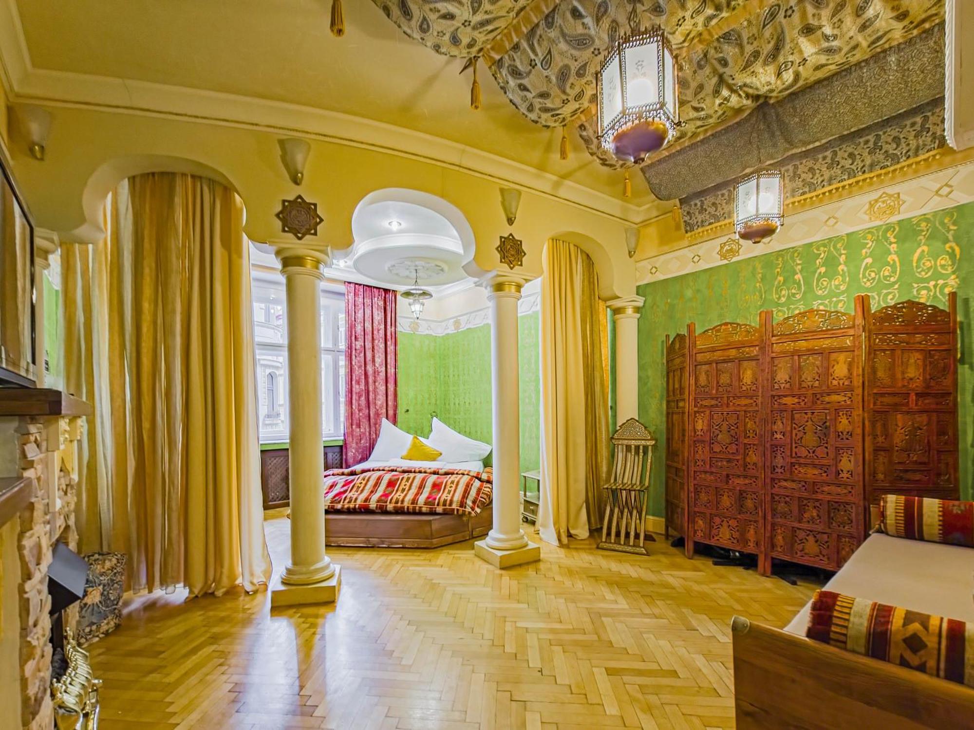 1000 And 1 Night In Center * Praga